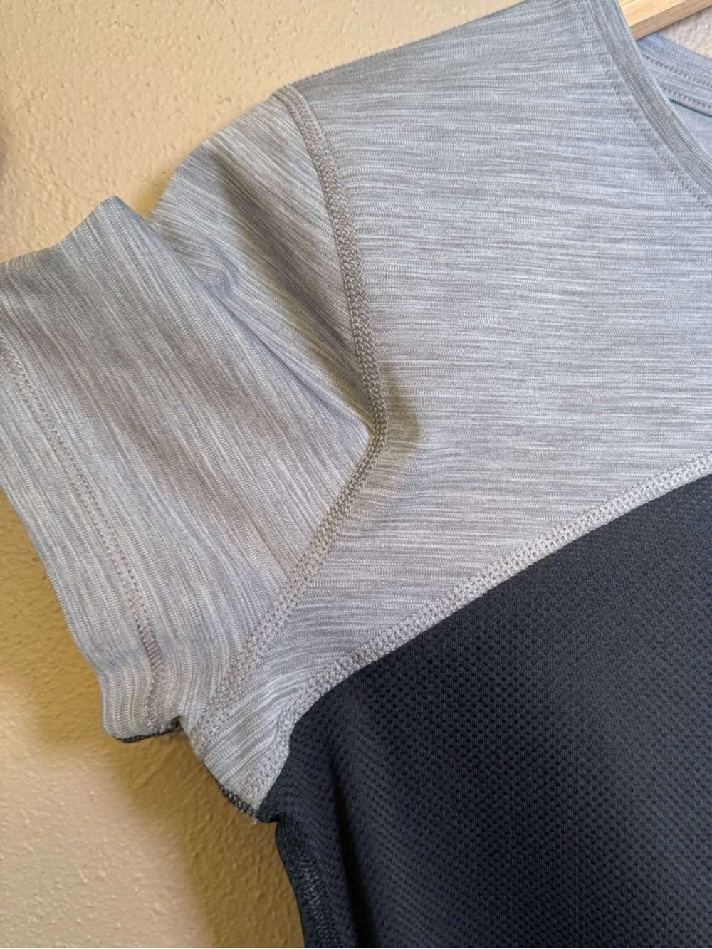 Nike Women's Pro Short Sleeve Crop Top - Gunsmoke/Heather Size Small - Picture 6 of 15